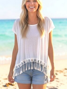 😎⭐4 for$20 Boho Fringed Short Sleeve Top by Miss Daisy